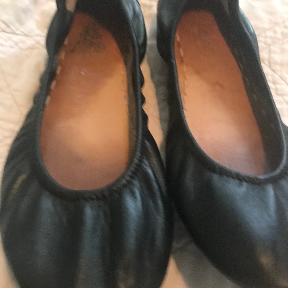 Black Tieks Size 9